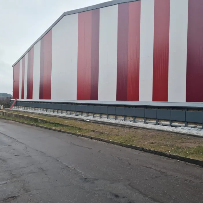 Компания «Ди Ферро» завершила поставку сэндвич-панелей для модернизации физкультурно-оздоровительного комплекса Компания «Ди Ферро» завершила поставку сэндвич-панелей для модернизации физкультурно-оздоровительного комплекса